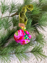 Load image into Gallery viewer, 2024 Keepsake Christmas Ornament #96