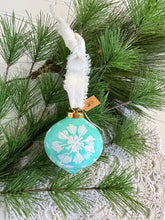 Load image into Gallery viewer, 2024 Keepsake Christmas Ornament #11
