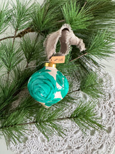 Load image into Gallery viewer, 2024 Keepsake Christmas Ornament #114