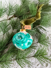 Load image into Gallery viewer, 2024 Keepsake Christmas Ornament #116