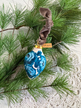 Load image into Gallery viewer, 2024 Keepsake Christmas Ornament #135