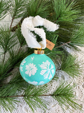 Load image into Gallery viewer, 2024 Keepsake Christmas Ornament #13