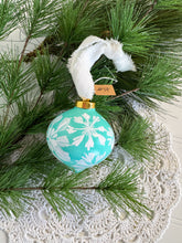Load image into Gallery viewer, 2024 Keepsake Christmas Ornament #14