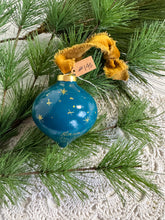Load image into Gallery viewer, 2024 Keepsake Christmas Ornament #142
