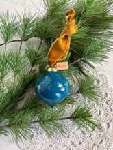 Load image into Gallery viewer, 2024 Keepsake Christmas Ornament #143