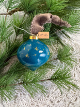 Load image into Gallery viewer, 2024 Keepsake Christmas Ornament #146