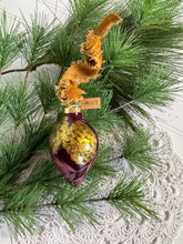 Load image into Gallery viewer, 2024 Keepsake Christmas Ornament #157
