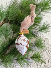 Load image into Gallery viewer, 2024 Keepsake Christmas Ornament #177