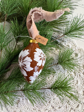 Load image into Gallery viewer, 2024 Keepsake Christmas Ornament #181