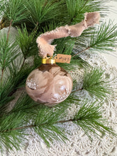 Load image into Gallery viewer, 2024 Keepsake Christmas Ornament #193