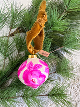 Load image into Gallery viewer, 2024 Keepsake Christmas Ornament #24