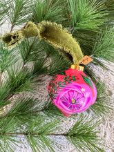 Load image into Gallery viewer, 2024 Keepsake Christmas Ornament #34