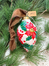 Load image into Gallery viewer, 2025 Keepsake Christmas Ornament #87