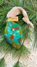 Load image into Gallery viewer, 2025 Keepsake Christmas Ornament #93