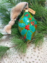 Load image into Gallery viewer, 2025 Keepsake Christmas Ornament #96