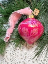 Load image into Gallery viewer, 2025 Keepsake Christmas Ornament #108