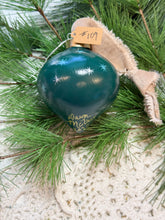 Load image into Gallery viewer, 2025 Keepsake Christmas Ornament #109