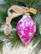 Load image into Gallery viewer, 2025 Keepsake Christmas Ornament #123