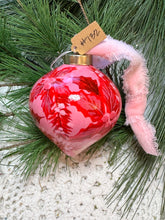 Load image into Gallery viewer, 2025 Keepsake Christmas Ornament #132