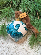 Load image into Gallery viewer, 2025 Keepsake Christmas Ornament #141