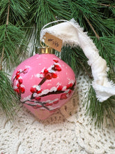 Load image into Gallery viewer, 2025 Keepsake Christmas Ornament #146