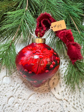 Load image into Gallery viewer, 2025 Keepsake Christmas Ornament #151