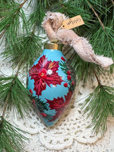 Load image into Gallery viewer, 2025 Keepsake Christmas Ornament #155