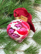 Load image into Gallery viewer, 2025 Keepsake Christmas Ornament #41