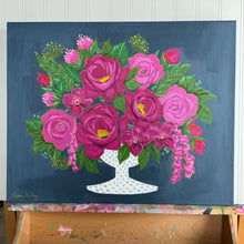 Load image into Gallery viewer, Hobnail Bouquet