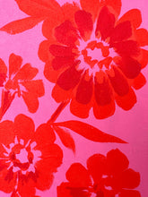 Load image into Gallery viewer, Zinnia Silhouette: Pink & Red