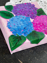 Load image into Gallery viewer, Hydrangea Mini