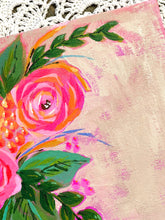 Load image into Gallery viewer, Sweet Centerpiece