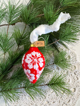 Load image into Gallery viewer, 2024 Keepsake Christmas Ornament #76
