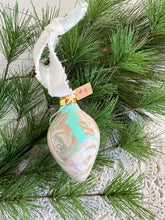 Load image into Gallery viewer, 2024 Keepsake Christmas Ornament #9
