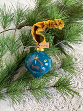 Load image into Gallery viewer, 2024 Keepsake Christmas Ornament #143
