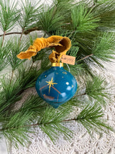 Load image into Gallery viewer, 2024 Keepsake Christmas Ornament #148
