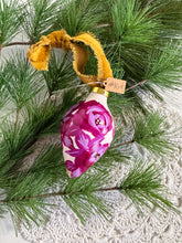 Load image into Gallery viewer, 2024 Keepsake Christmas Ornament #154
