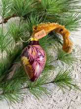 Load image into Gallery viewer, 2024 Keepsake Christmas Ornament #158
