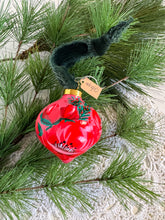 Load image into Gallery viewer, 2024 Keepsake Christmas Ornament #40

