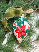 Load image into Gallery viewer, 2025 Keepsake Christmas Ornament #88
