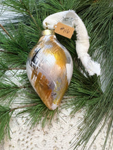 Load image into Gallery viewer, 2025 Keepsake Christmas Ornament #116
