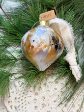 Load image into Gallery viewer, 2025 Keepsake Christmas Ornament #117
