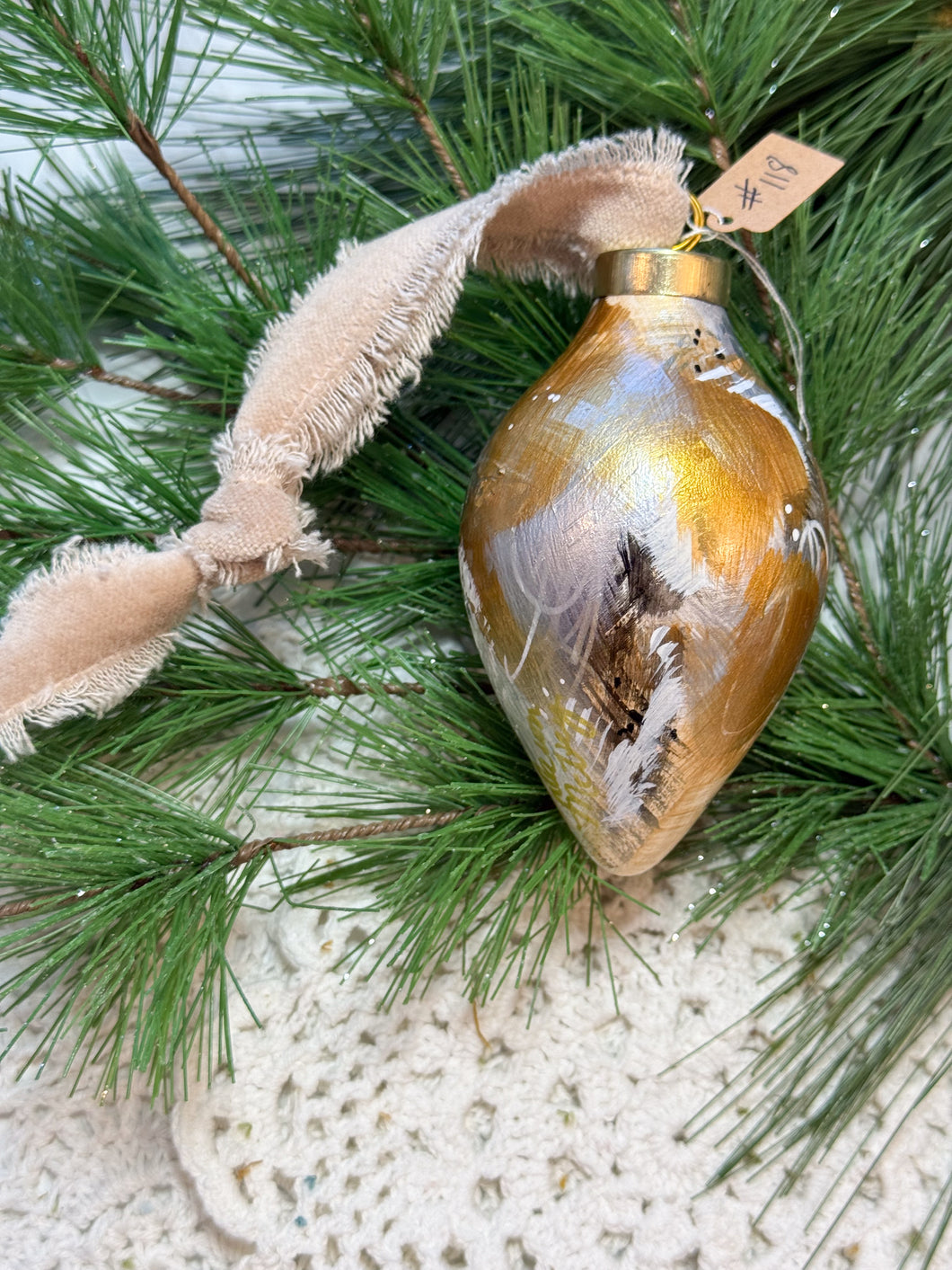 2025 Keepsake Christmas Ornament #118