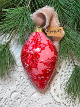 Load image into Gallery viewer, 2025 Keepsake Christmas Ornament #149
