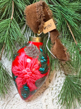 Load image into Gallery viewer, 2025 Keepsake Christmas Ornament #150
