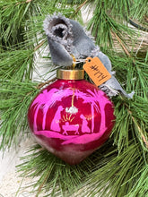 Load image into Gallery viewer, 2025 Keepsake Christmas Ornament #174

