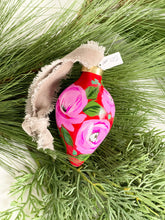 Load image into Gallery viewer, Christmas Ornament #102
