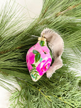 Load image into Gallery viewer, Christmas Ornament #104
