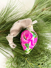 Load image into Gallery viewer, Christmas Ornament #104
