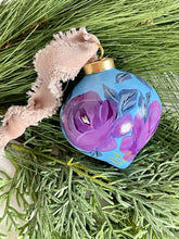 Load image into Gallery viewer, Christmas Ornament #55
